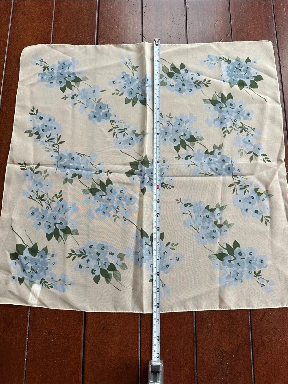 Ann Taylor LOFT soft cream